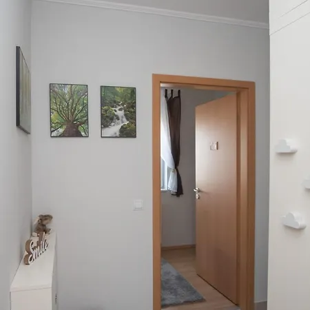 Apartment Sunny Near Bud With 2br, Ac And Free Parking *