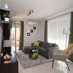 Apartment Sunny Near With 2br, Ac And Free Parking